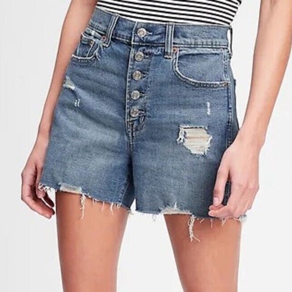 Gap Women's Distressed Denim Shorts size 14 - Picture 1 of 9
